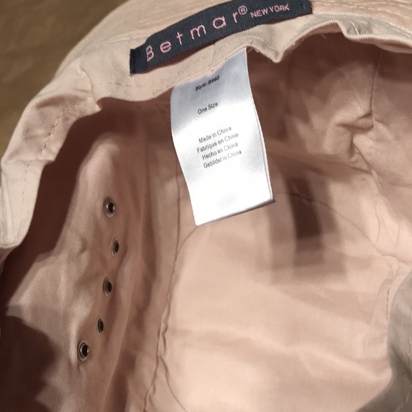 Betmar Lightweight Bucket Hat - Picture 11 of 16